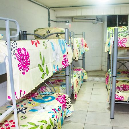 Hostel Vila Vr Volta Redonda Esterno foto